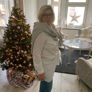 Button down crisp white shirt with knot in front